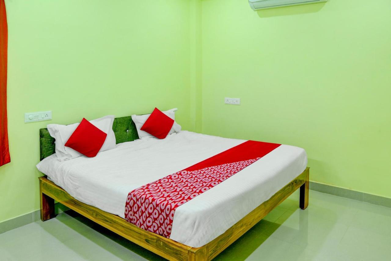 Flagship Hotel Ns Guest Inn Visakhapatnam Esterno foto